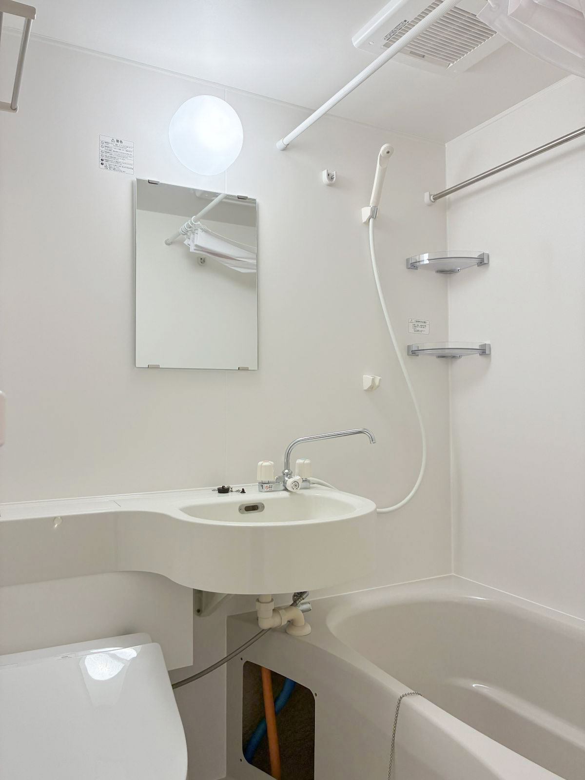 浴室乾燥機付きの清潔なお風呂